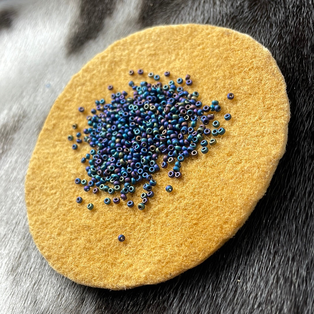 11/0 Miyuki Seed Bead - Black Grey