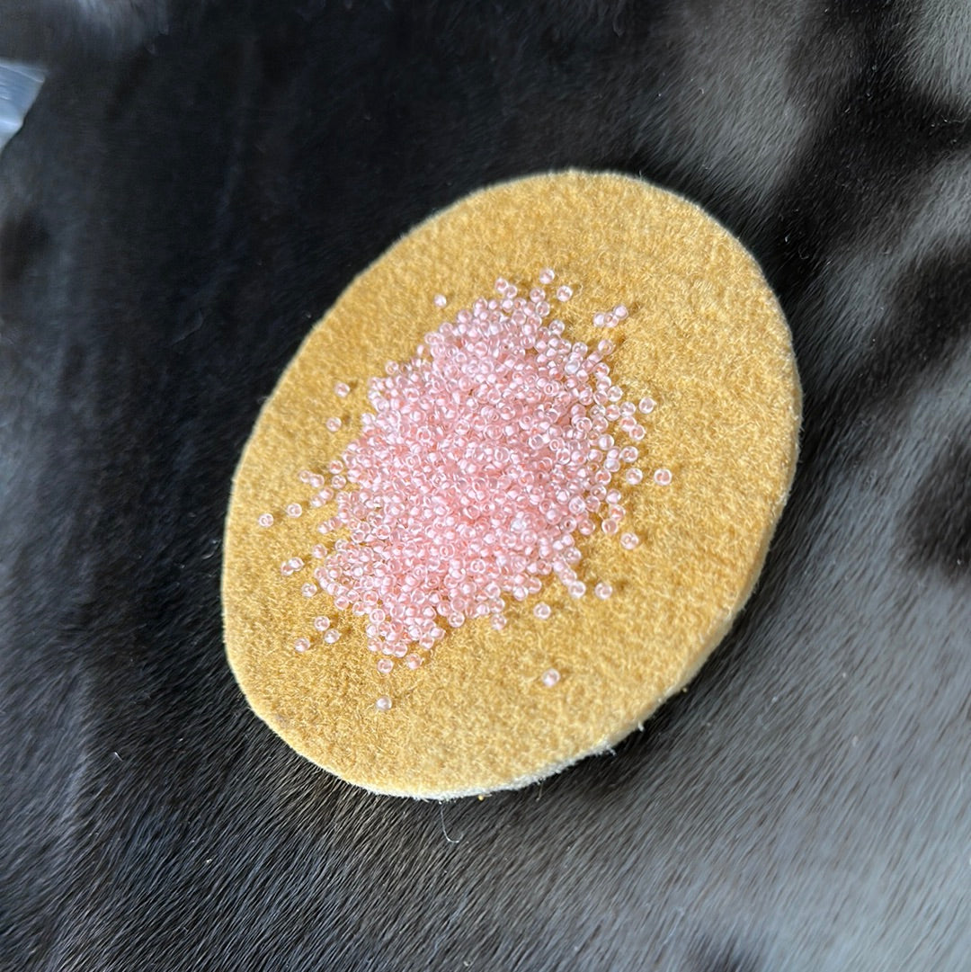 11/0 Miyuki Seed Bead - Crystal Baby Pink Lined