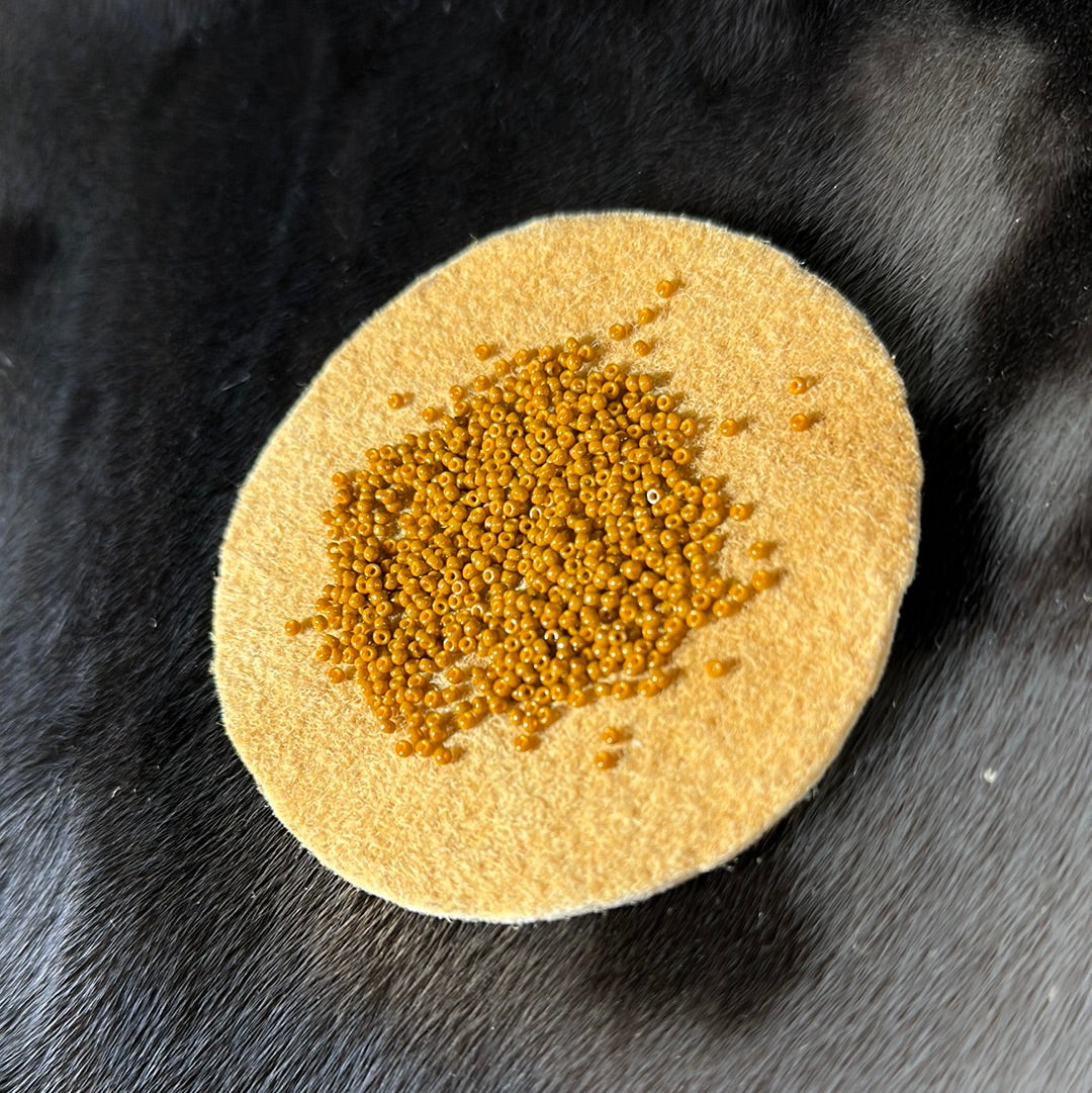 11/0 Miyuki Seed Bead - vermillion Op.