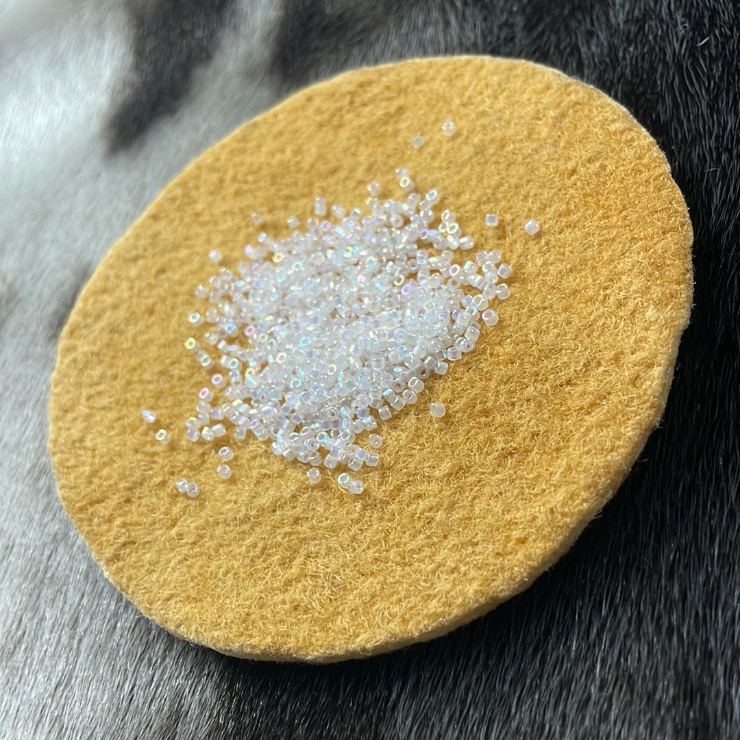 11/0 Miyuki Delica - White Opal AB