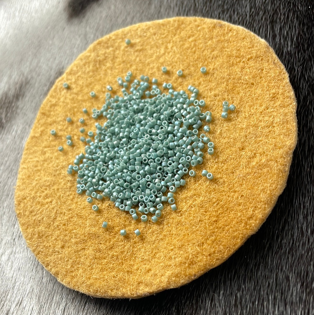 11/0 Miyuki Delica - Green Mint