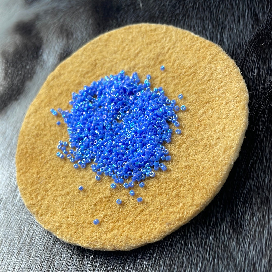 11/0 Miyuki Delica - Light Sapphire AB