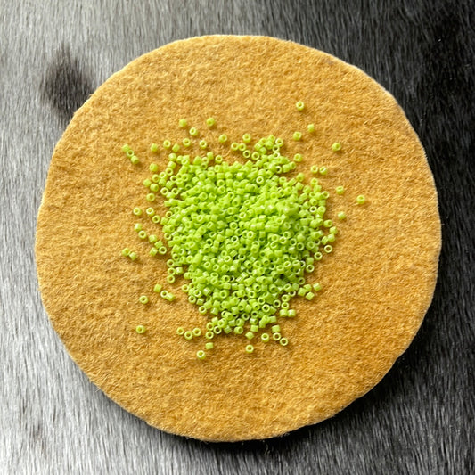 11/0 Miyuki Delica - Chartreuse