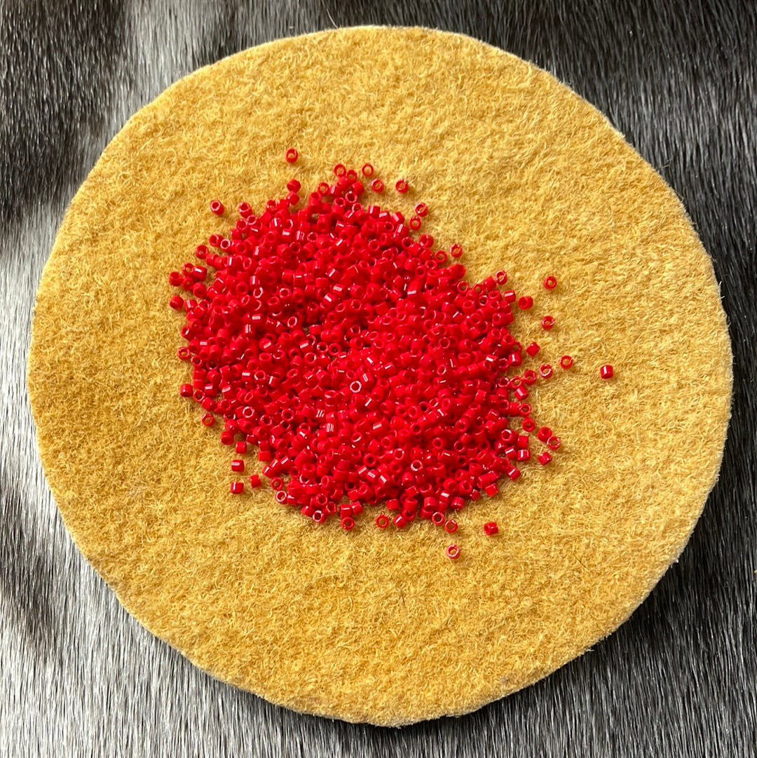 11/0 Miyuki Delica - Red