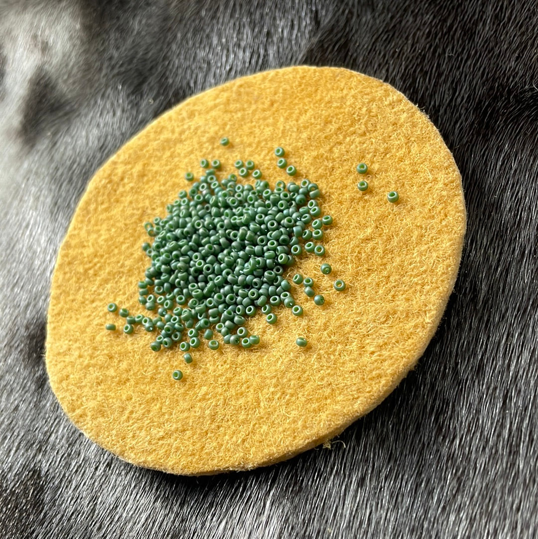 11/0 Miyuki Seed Bead - Frosted Emerald