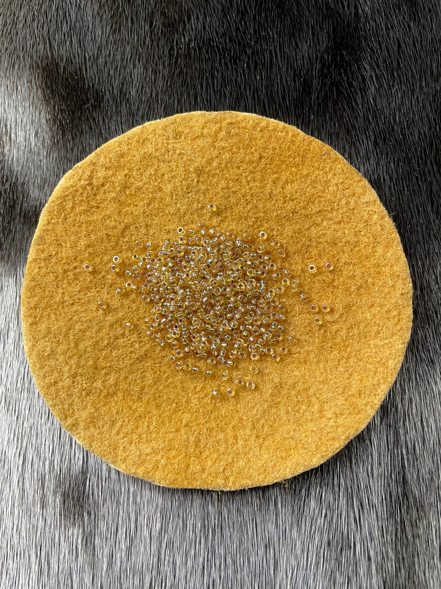 11/0 Miyuki Seed Bead - Gold Silverlined AB