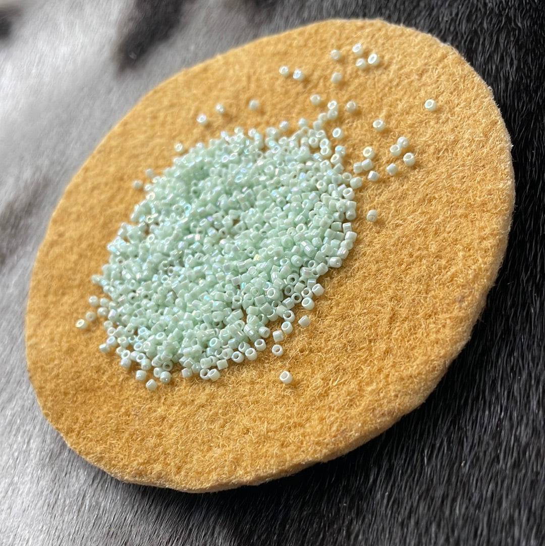 11/0 Miyuki Delica - Mint AB