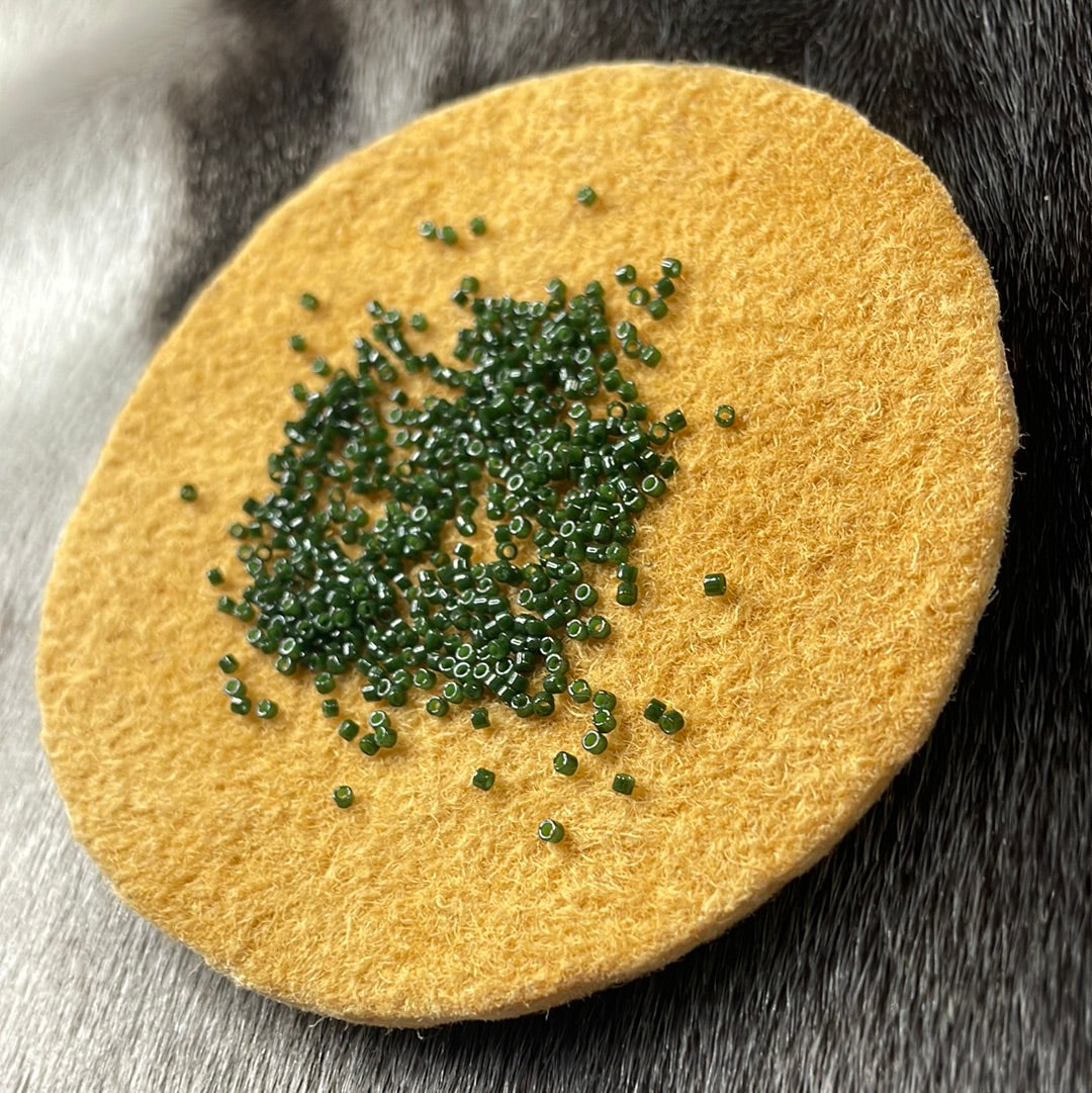 11/0 Miyuki Delica - Forest Green