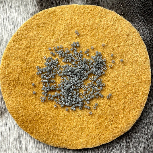 11/0 Miyuki Delica - Grey Op.