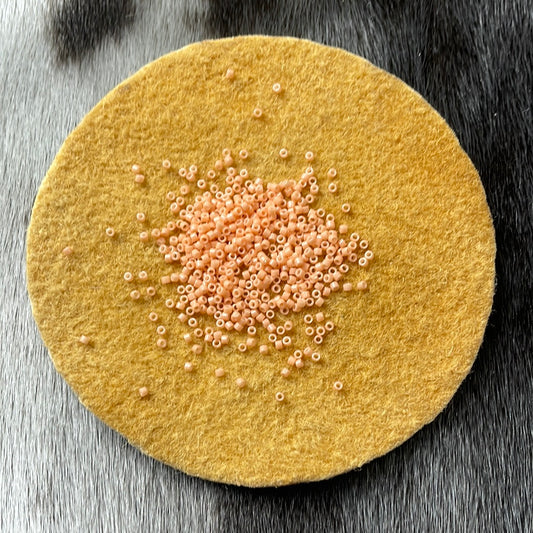 11/0 Miyuki Delica - Peach