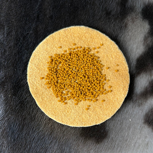 11/0 Miyuki Seed Bead - vermillion Op.